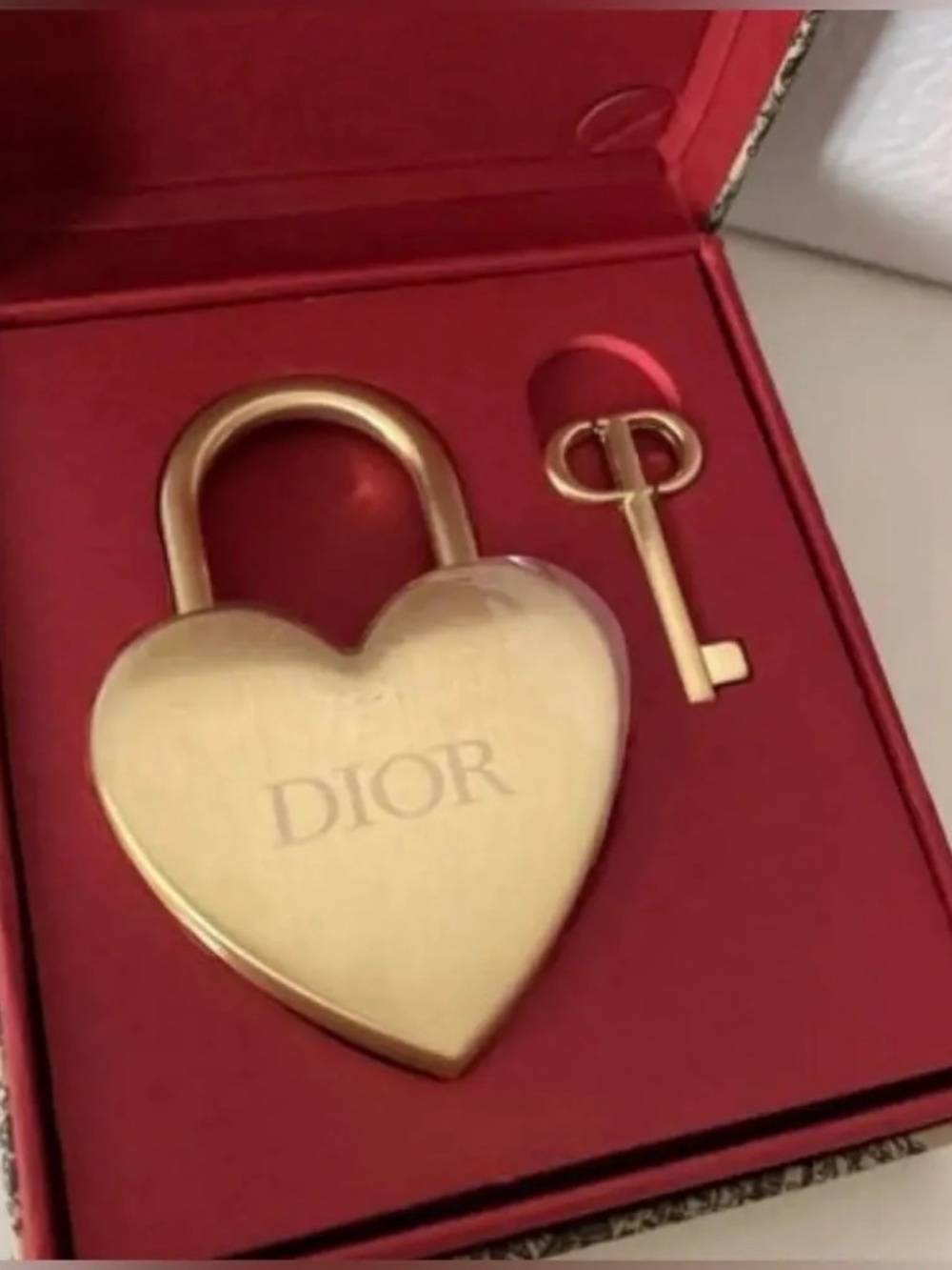 Dior Gold Heart Lock & Key - Picture 7 of 12